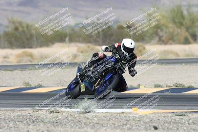 media/Oct-30-2025-Racers Edge (Thu) [[dabbdaf680]]/3-B Group/Session 5 (Turn 6)/